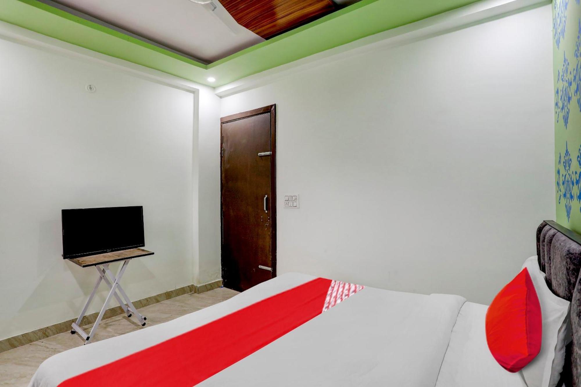 Hotel O Gold Coast Crossing Ghaziabad Eksteriør billede